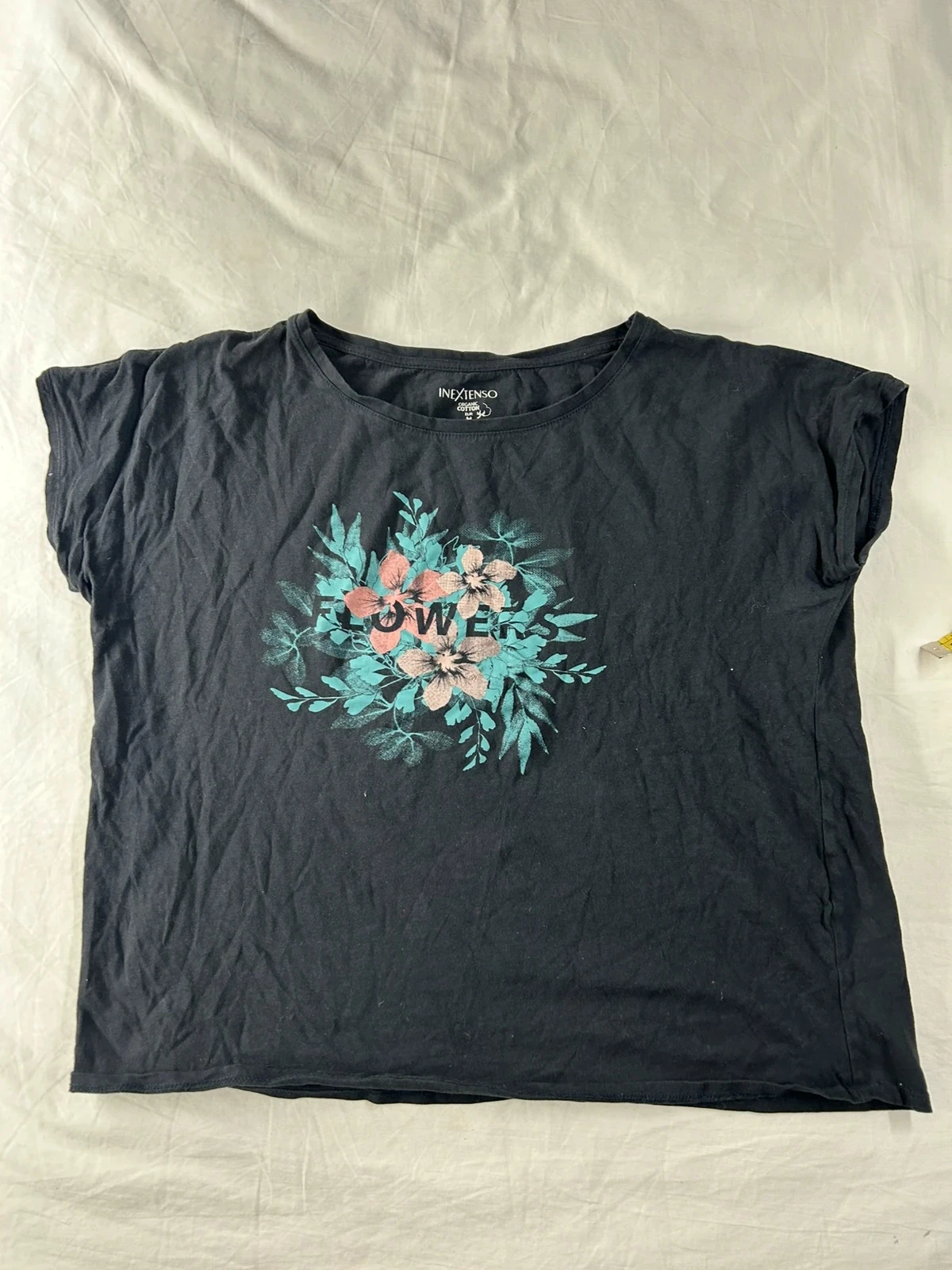 T-shirt noir in extenso à motifs multicolore taille M